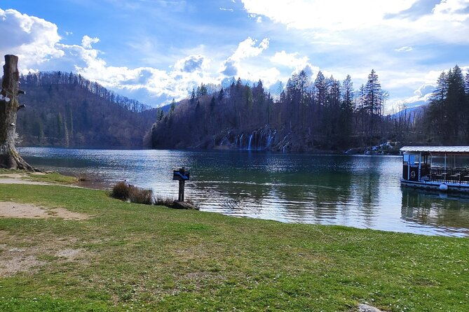 private-roundtrip-transfer-from-zadar-to-plitvice-national-park