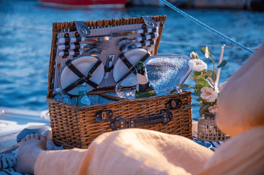 private-sailing-and-picnic-experience-from-barcelona