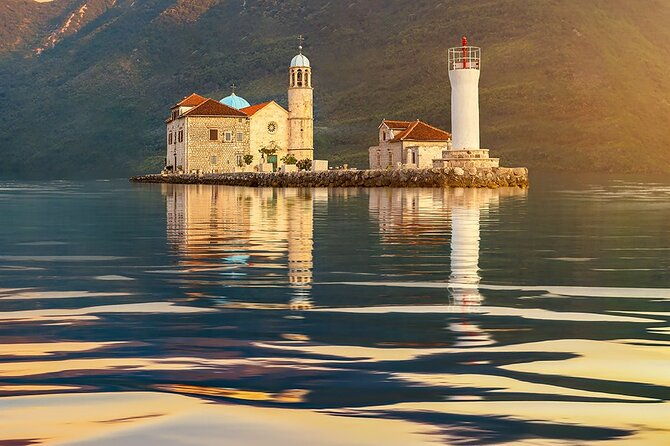 private-speedboat-tour-to-lady-of-the-rocks-and-perast-old-town