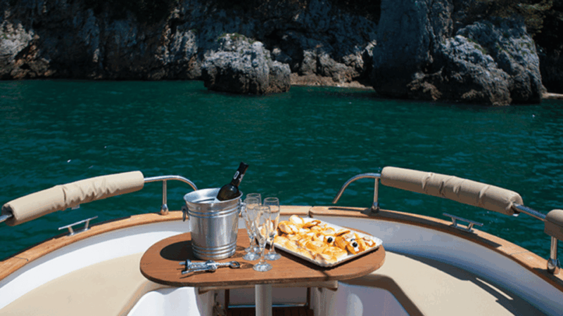 private-sunset-boat-tour-with-aperitif-in-portofino-gulf-3