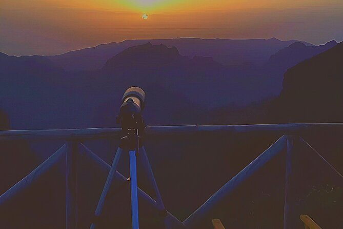 private-sunset-tour-to-pico-do-arieiro-with-drinks-food-music