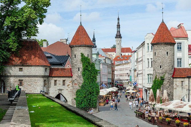 private-tallinn-day-trip-from-helsinki