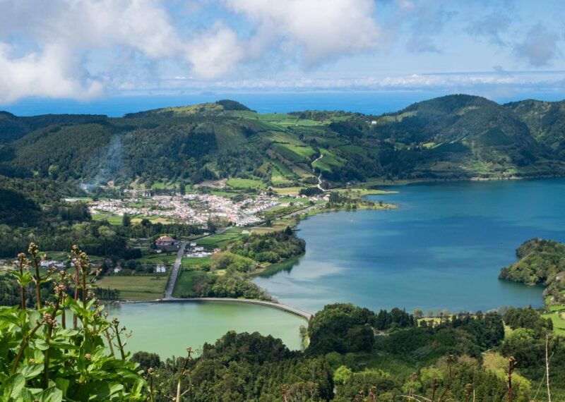 private-tour-all-of-the-west-sete-cidades-volcano-2