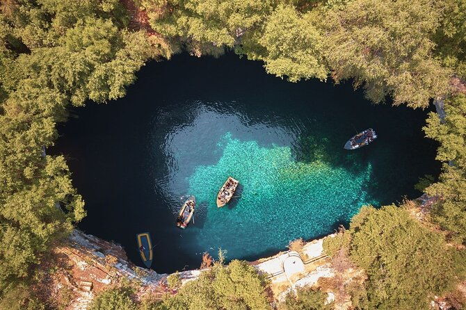 private-tour-in-melissani-cave-and-myrtos-beach-swim-stop