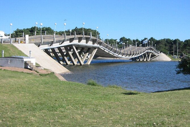 private-tour-punta-del-este-with-tango-tour-super-exclusive