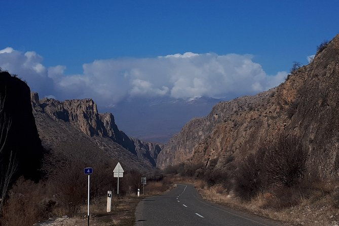 private-tour-to-areni-tatev-cable-car-and-tatev-monastery