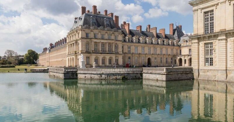 private-tour-to-chateaux-of-fontainebleau-from-paris