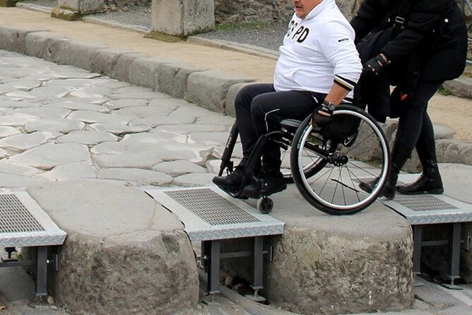 private-tour-to-pompeii-wheelchair-friendly-with-archaeologist