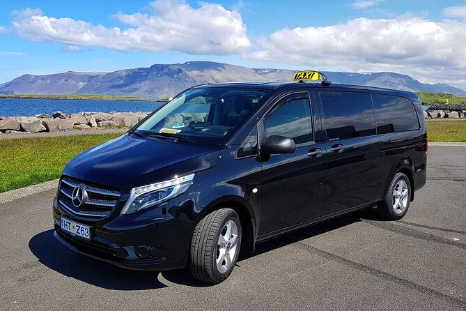 private-transfer-from-keflavik-airport-to-reykjavik