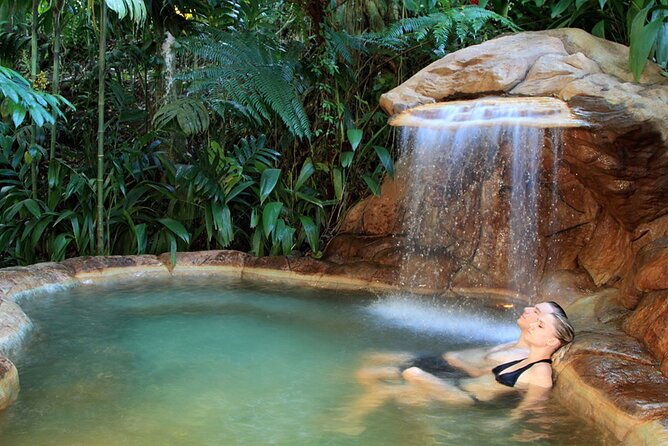 private-transfer-from-liberia-airport-to-arenal-la-fortuna-san-carlos