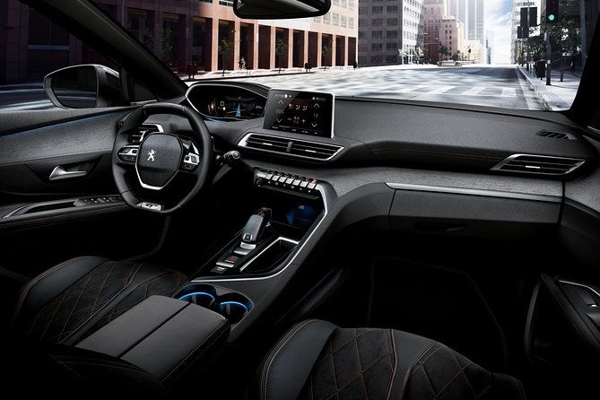 private-transfer-from-reykjavik-hotels-to-keflavik-airport