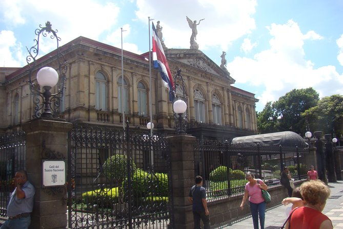 private-transfer-from-san-jose-downtown-to-liberia-airport