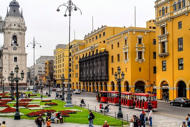 private-transfer-from-valle-sagrado-to-alejandro-velasco-astete-cuz-airport