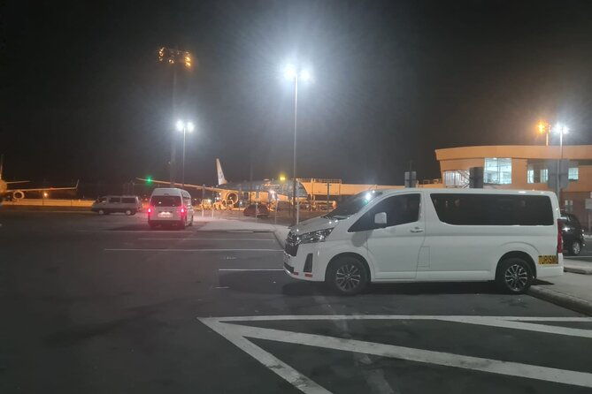 private-transportation-from-liberia-airport-to-reserva-conchal