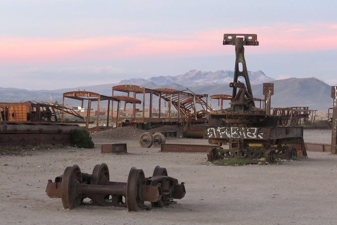 private-visit-to-the-train-cemetery-from-uyuni