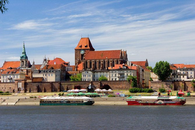private-walking-city-tour-in-torun