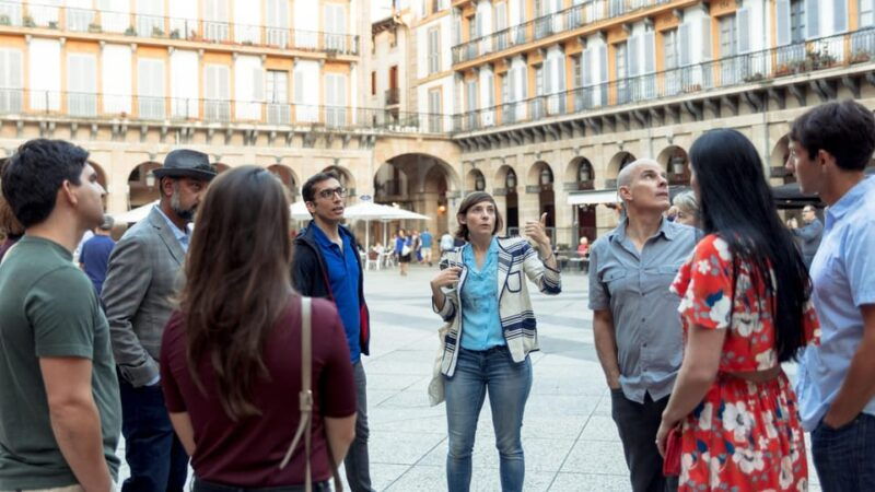 private-walking-tour-of-essential-spots-of-san-sebastian-2