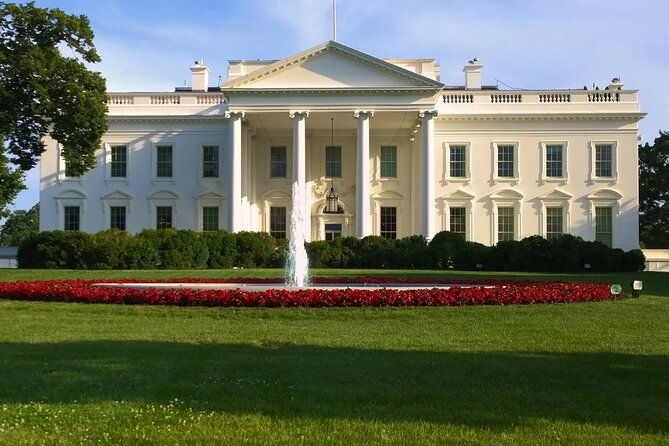 private-white-house-neighborhood-walking-tour