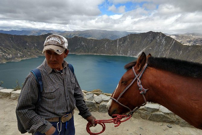 quilotoa-crater-lake-private-day-tour-trekking-market-art-and-llamas