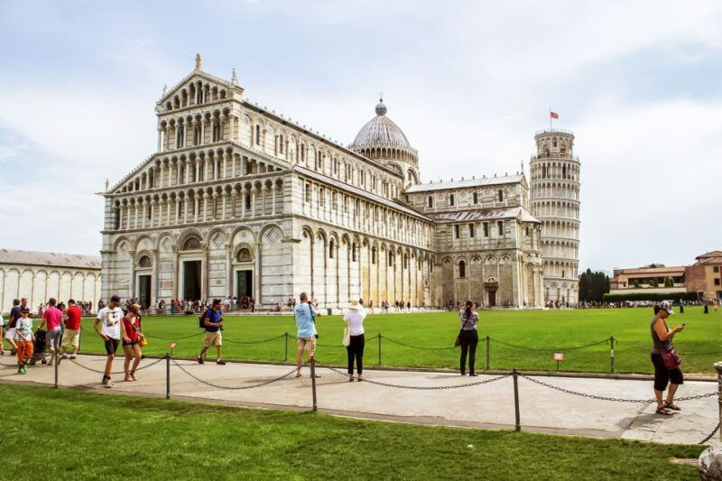 reserved-entrance-to-leaning-tower-of-pisa-cathedral