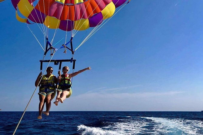 roatan-parasailing-tour