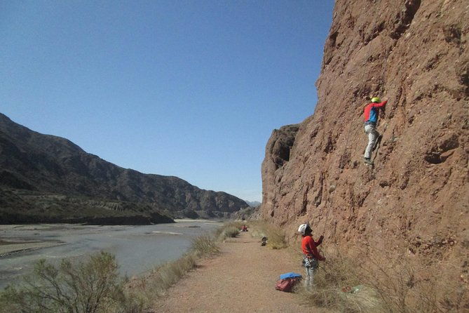 rock-trip-climbing-in-mendoza-caheuta-potrerillos
