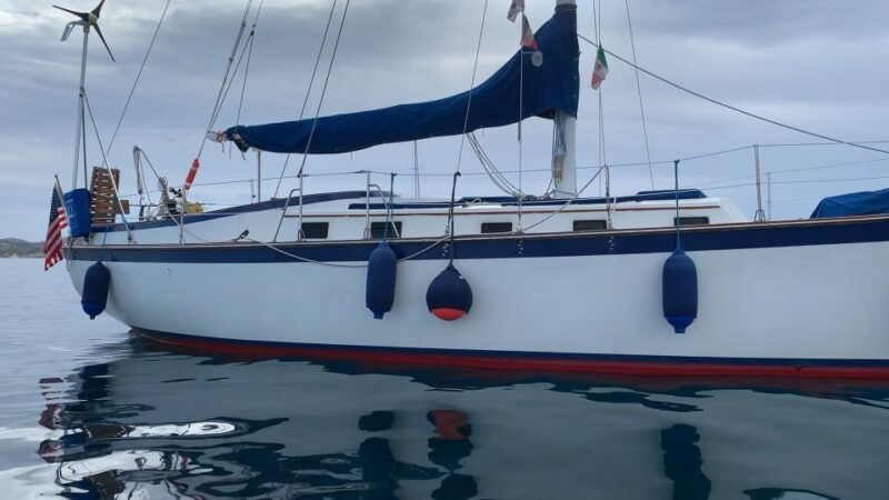 sailing-maddalena-archipelago-with-a-uscg-licensed-captain