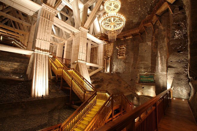 salt-mine-guided-tour-door-to-door-service