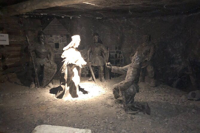 salt-mine-wieliczka-guided-tour-from-krakow-with-hotel-pick-up