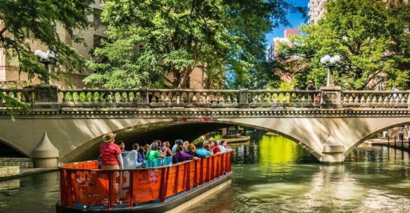 san-antonio-small-group-tour-w-alamo-tower-river-cruise
