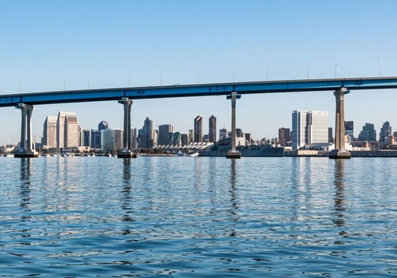 san-diego-new-years-eve-gourmet-brunch-or-dinner-cruise