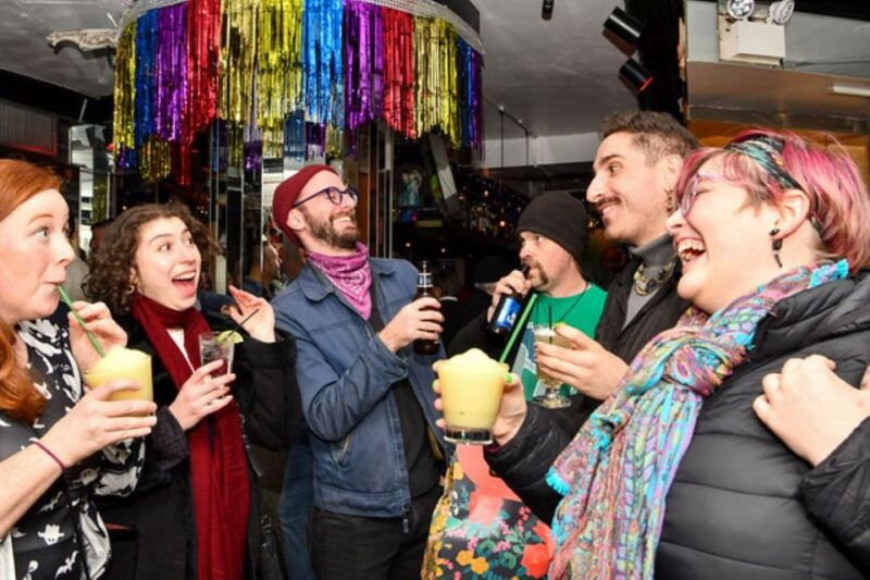 san-francisco-ghosts-boos-and-booze-haunted-pub-crawl-3