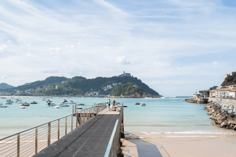 san-sebastian-walking-tour-with-pintxo-and-drink