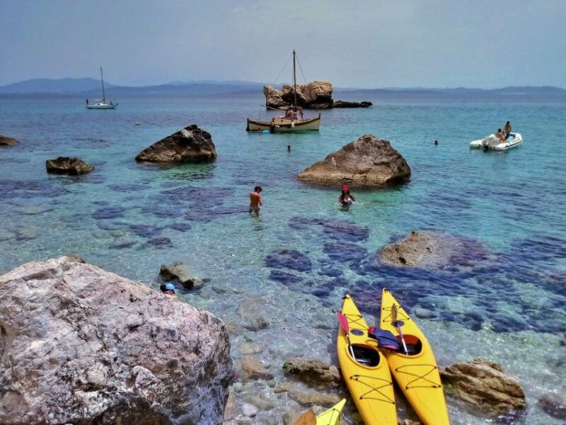 santantioco-island-sea-kayak-tour
