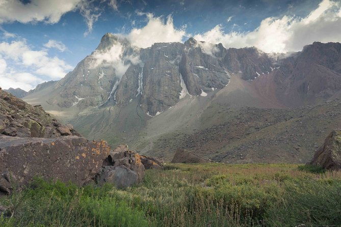 santiago-andes-overnight-adventure-hiking-camping-experience