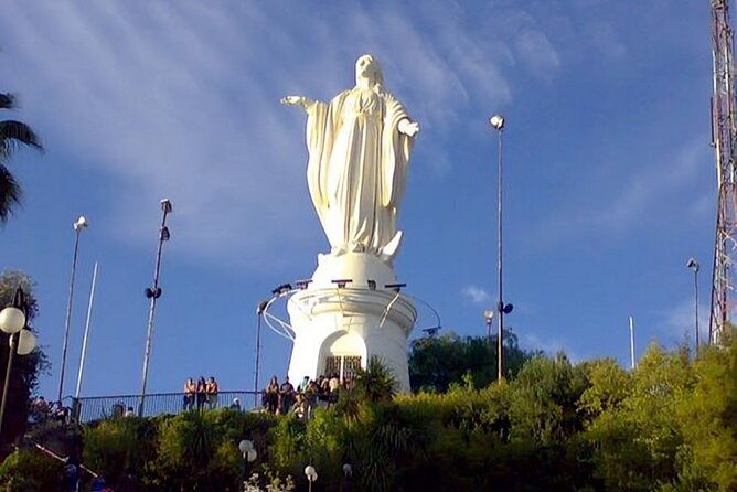santiago-de-chile-highlights-walking-tour-with-a-guide