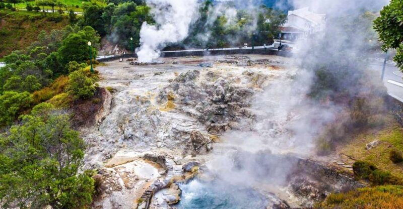 sao-miguel-furnas-volcano-tea-plantation-tour-lunch