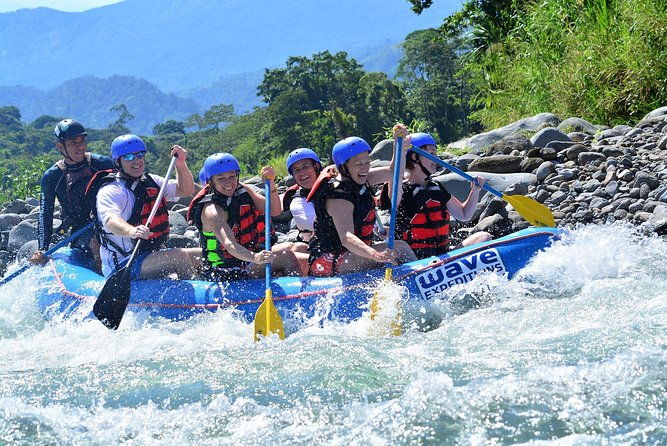 sarapiqui-white-water-rafting-from-la-fortuna