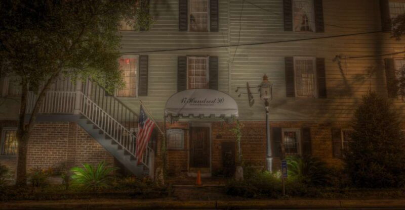savannah-adults-only-dead-of-night-walking-tour