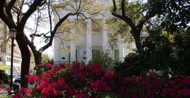savannah-historic-district-overview-on-foot