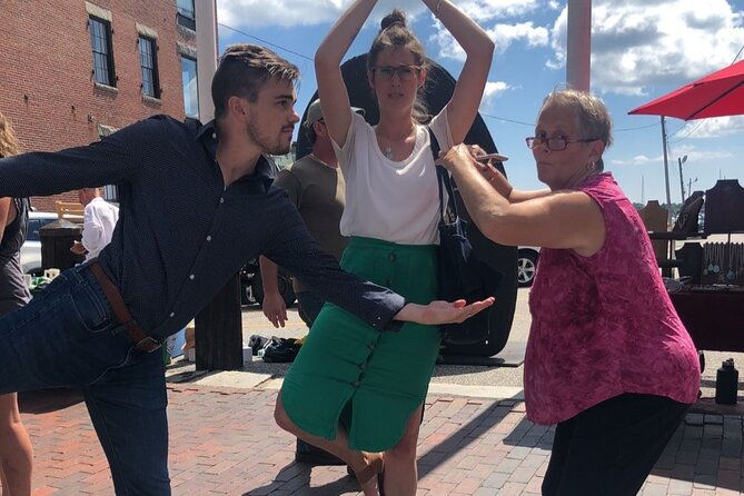 scavenger-hunt-in-buffalo-by-wacky-walks