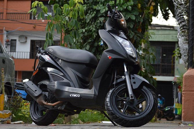 scooter-125cc-motorcycle-rental-in-medellin