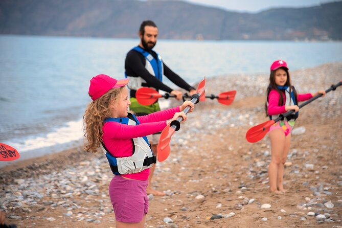 sea-kayak-tour-around-kissamos-bay-for-families