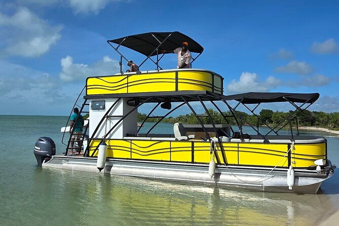 sea-lounge-ride-to-secret-beach-with-music-and-drinks