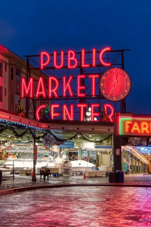 seattle-night-walking-tour-with-space-needle