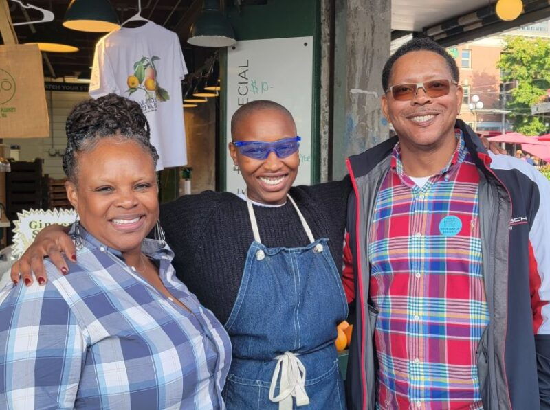 seattle-pike-place-market-seafood-tasting-tour