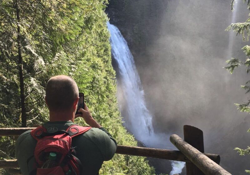 seattle-waterfall-wonderland-hike-in-wallace-falls-park