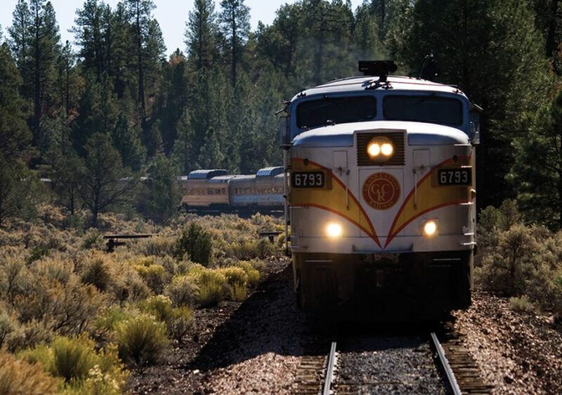 sedona-flagstaff-grand-canyon-tour-first-class-train-ride