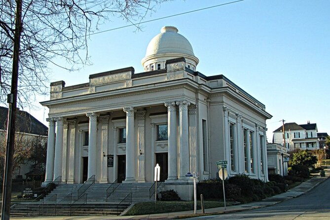 self-guided-scavenger-hunt-the-mysteries-of-macon