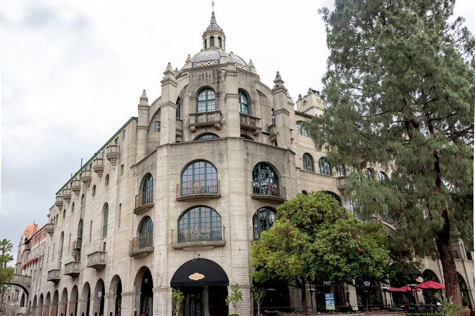 self-guided-scavenger-hunt-universal-riverside